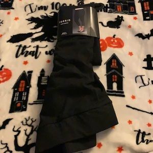 1 pair size 3 leggings torrid